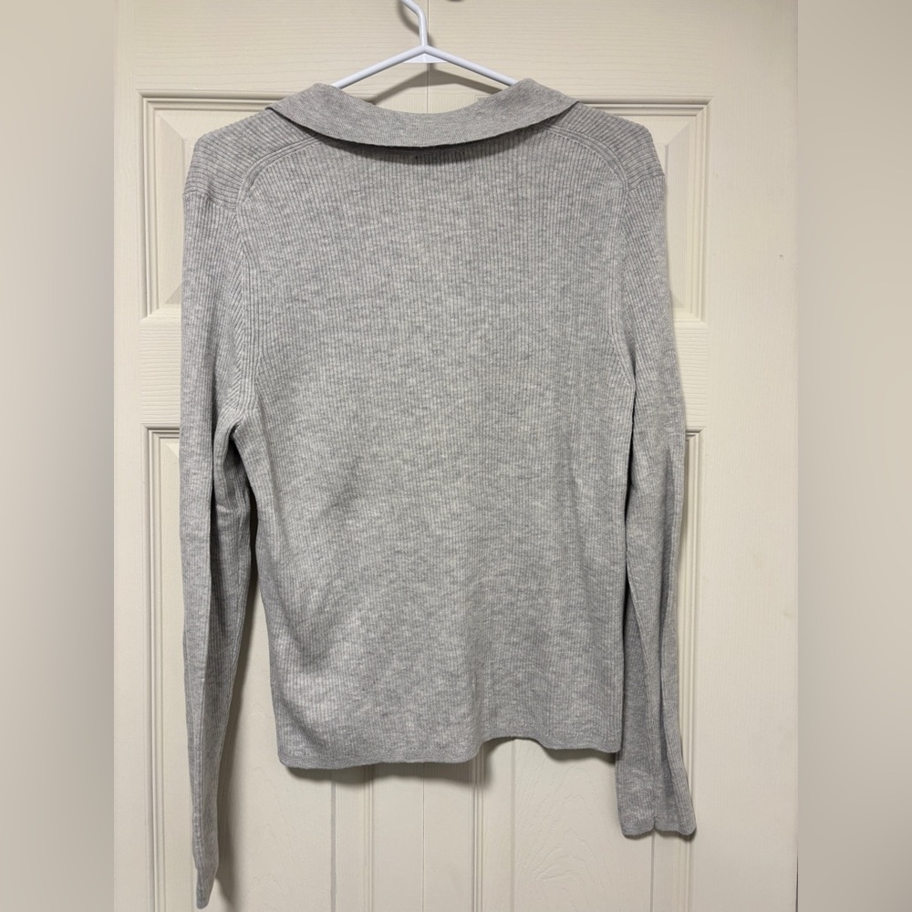 GAP Light Gray Ribbed Sweater - Picture 2 of 4